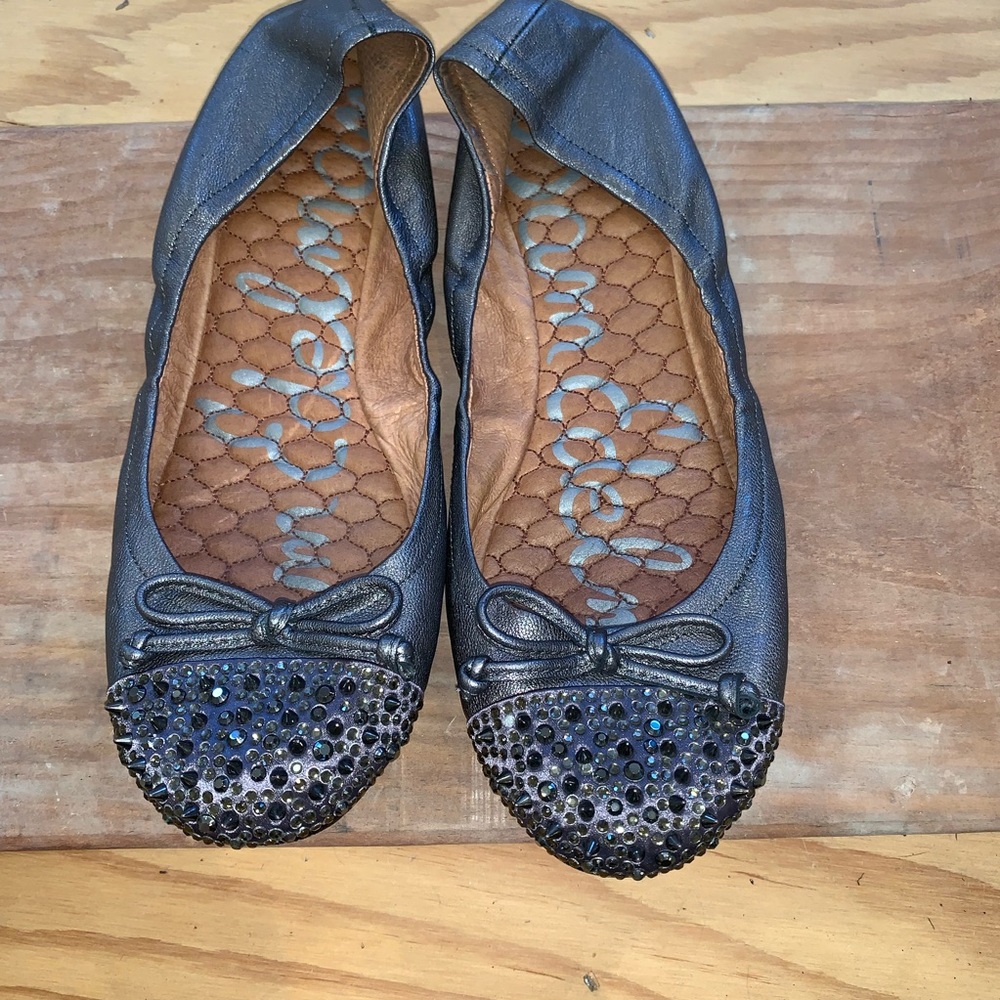 Embellished flats